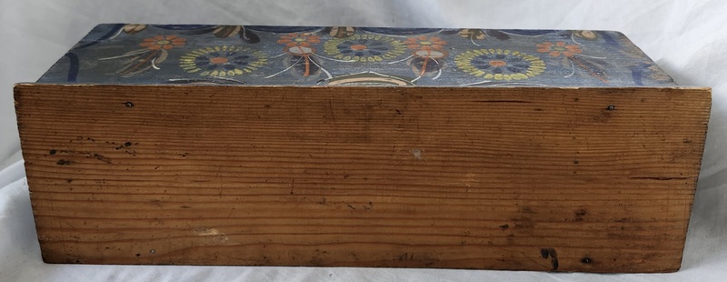 **Vntg. Scandinavian Folk Art Slide Lid Candle Box