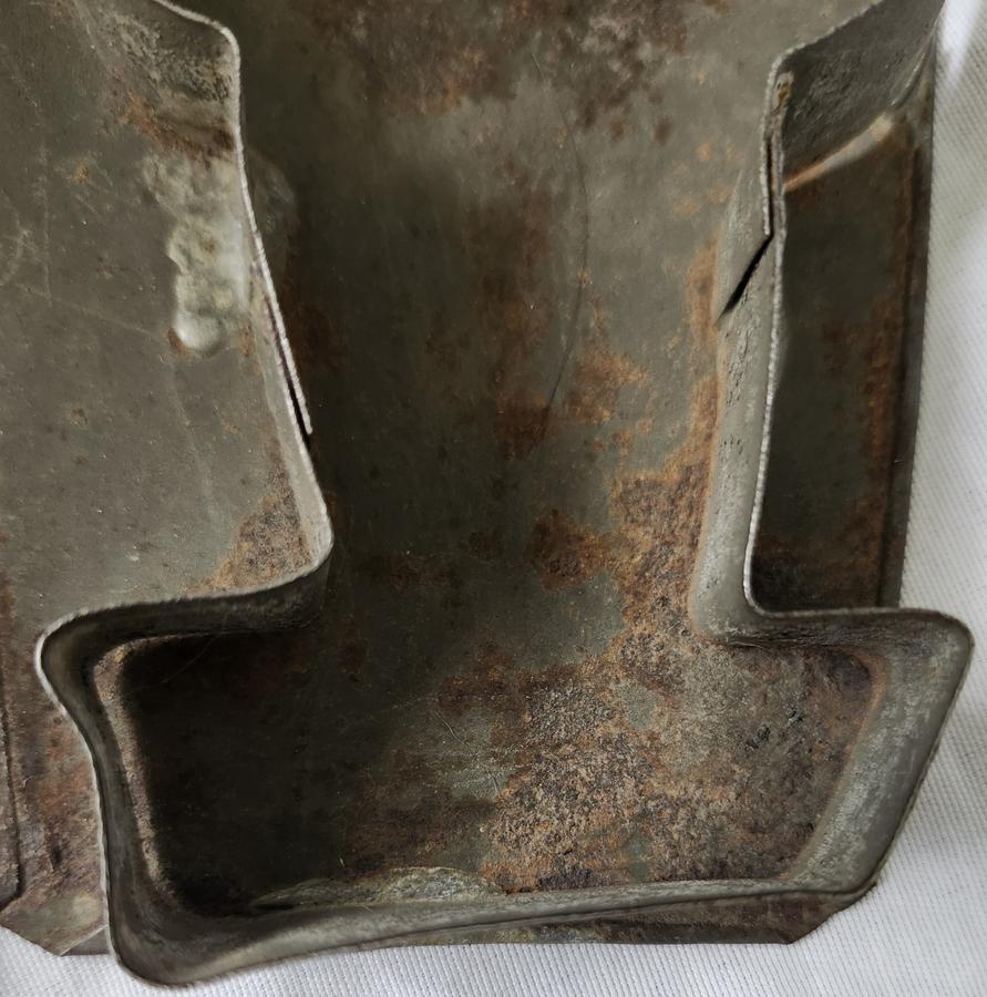 19th C. PA. Tulip Cookie Cutter - Goff #2