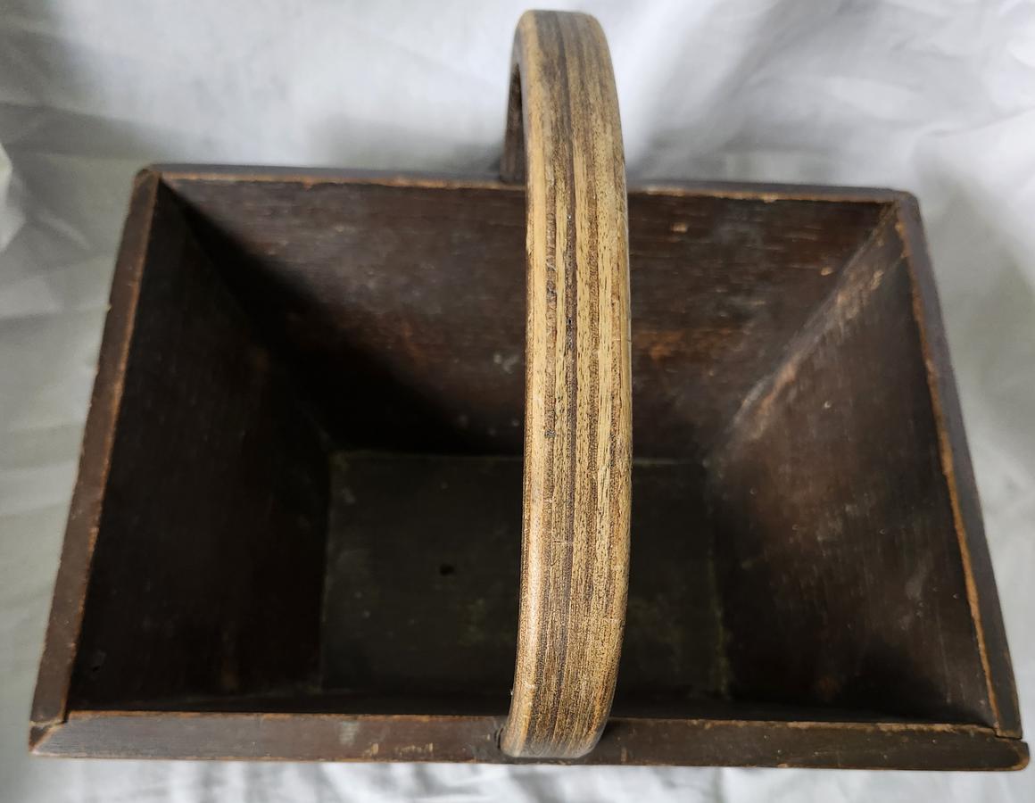 Antq. Folk Art Truffle Hunting Basket w/Carved Pig