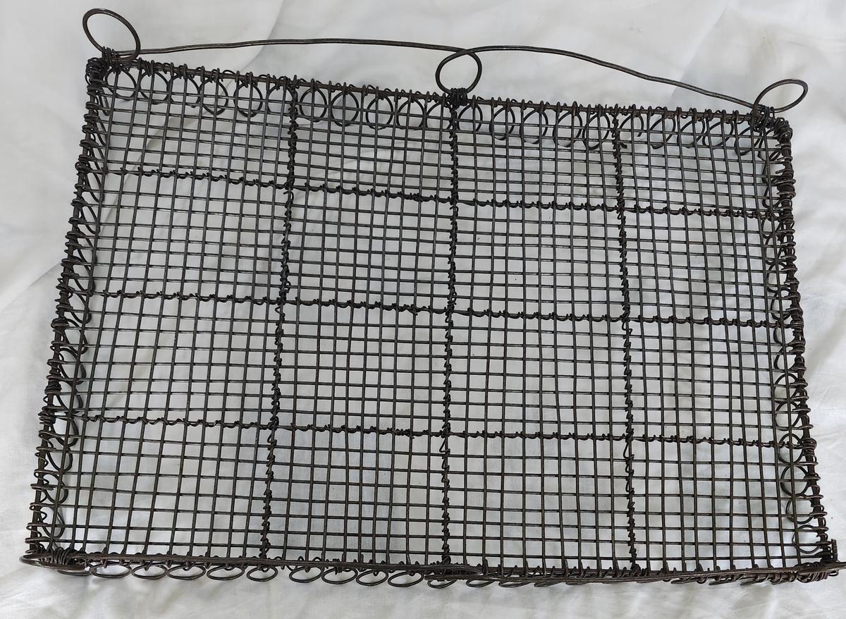Lg. Vintage Folk Art Twisted Wire Tray