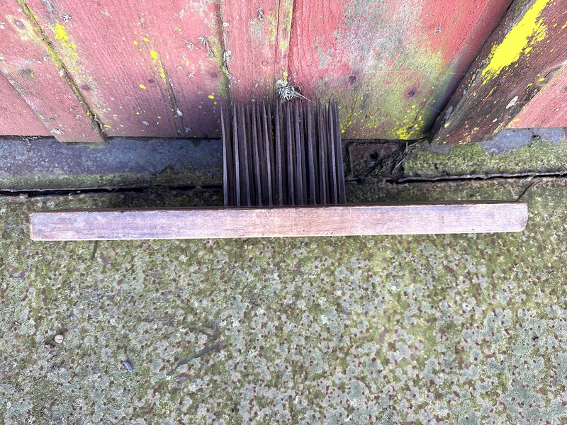 Primitive early 19th C Flax Comb or Hetchel