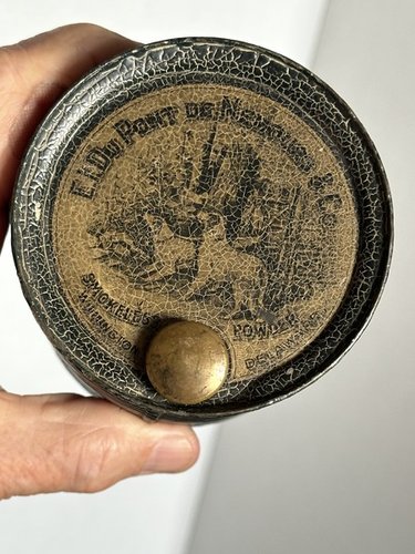 Dupont Smokeless Gun Powder Tin Great Paint Patina