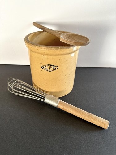 Pacific Stoneware Yellow Ware Crock