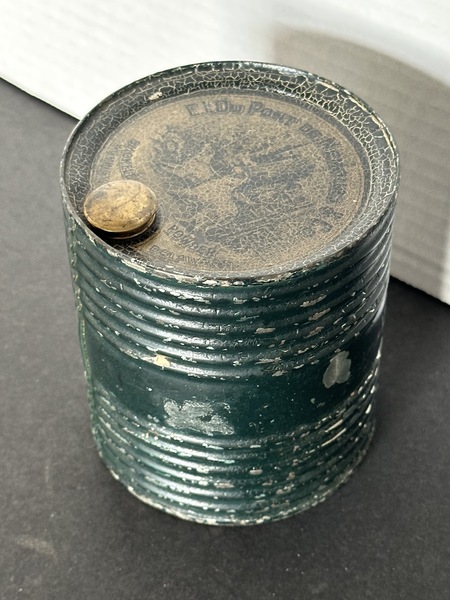 Dupont Smokeless Gun Powder Tin Great Paint Patina