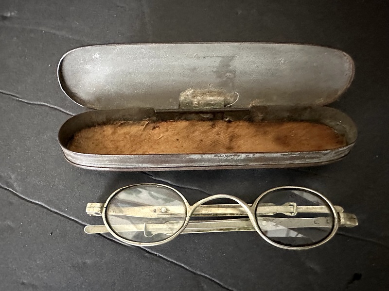 Pair of 1860s Old Eye Glasses in Tin Case