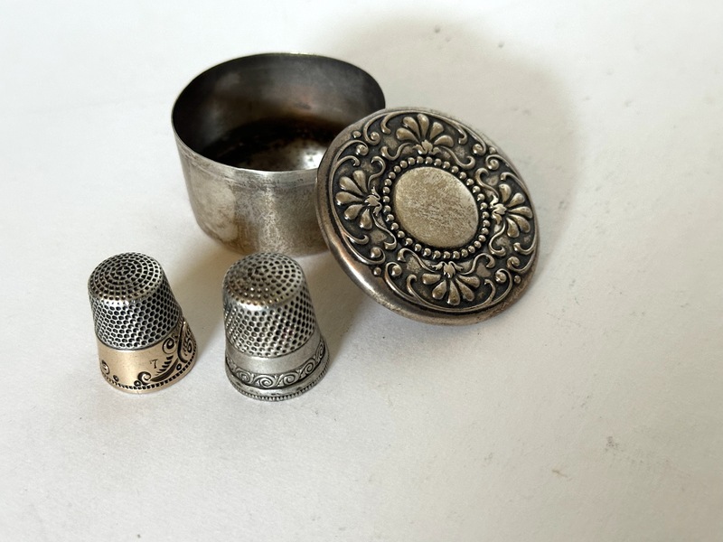 A Vintage Pr of 2 Sterling Thimbles And Container