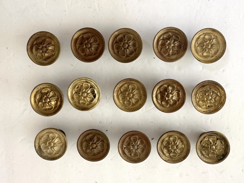 15 Sheraton Period Decorated Brass Drawer Pulls