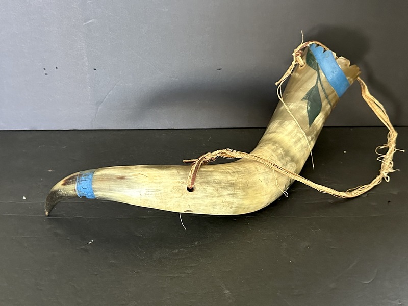 Incised 19 C Painted Horn Work Flower Pocket