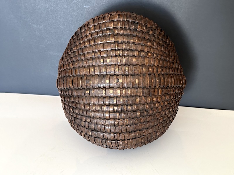 Small Early Exceptional New England Berry Basket