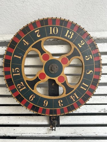 Vintage Carnival Gaming Wheel Great Cond and Paint