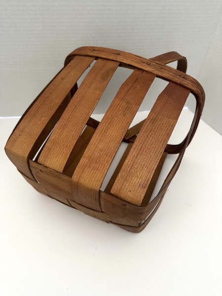Early Ash Orchard Apple Basket New Hampshire