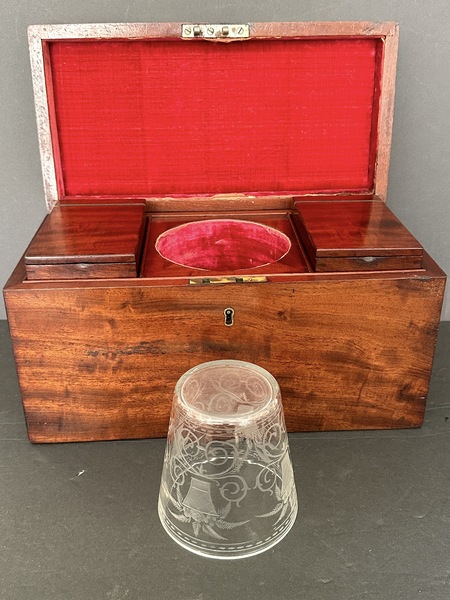 Period Mahogany Tea Caddy Great Glass Elegant