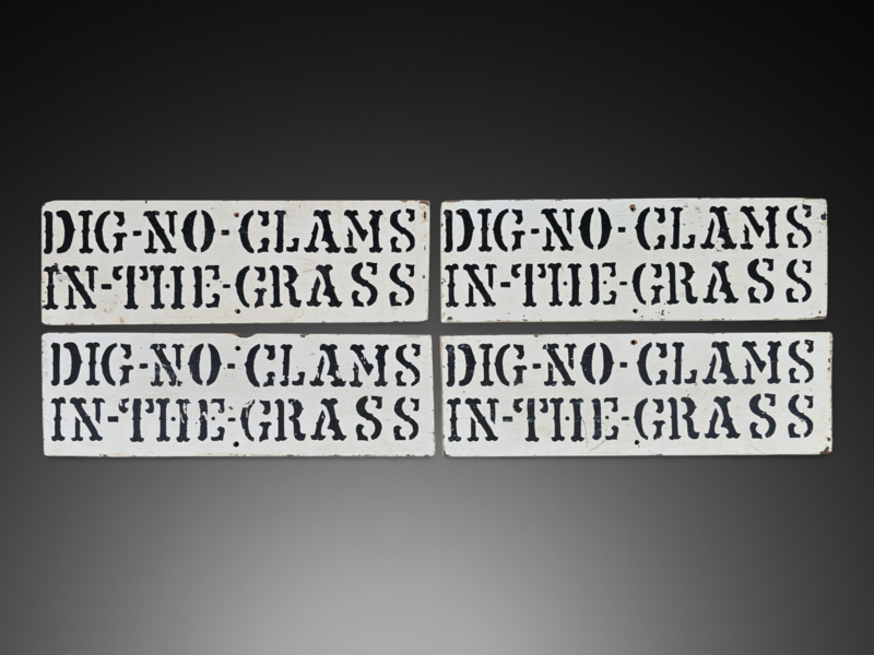 Clam Signs