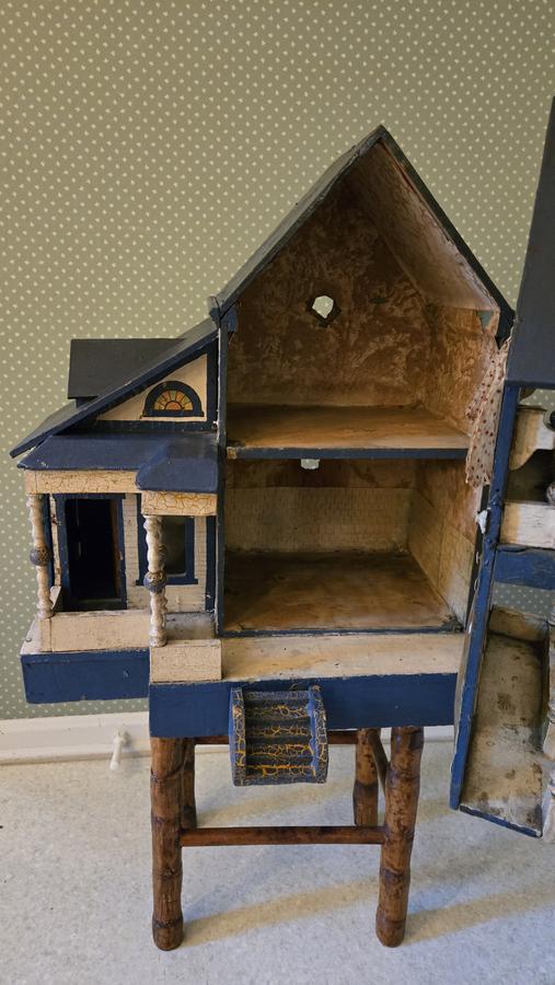 Bliss "Seaside" Doll House