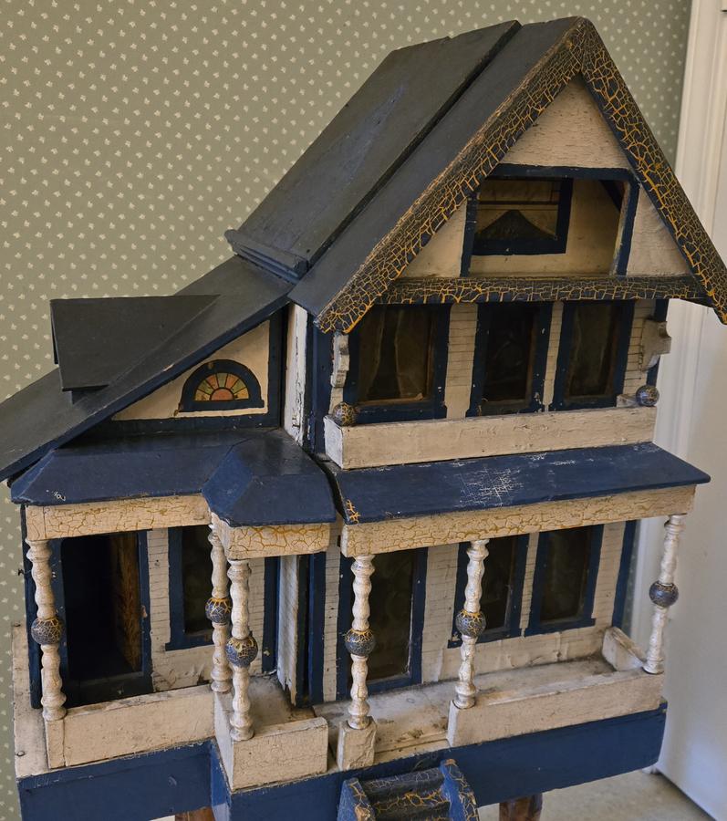 Bliss "Seaside" Doll House