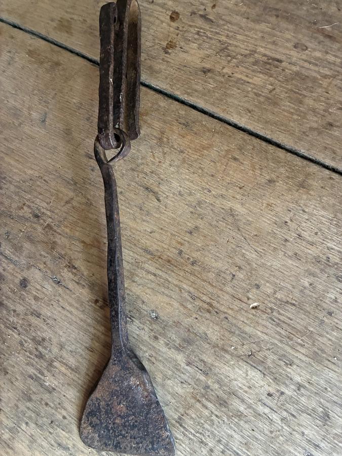 Early Diminutive Dough Scraper