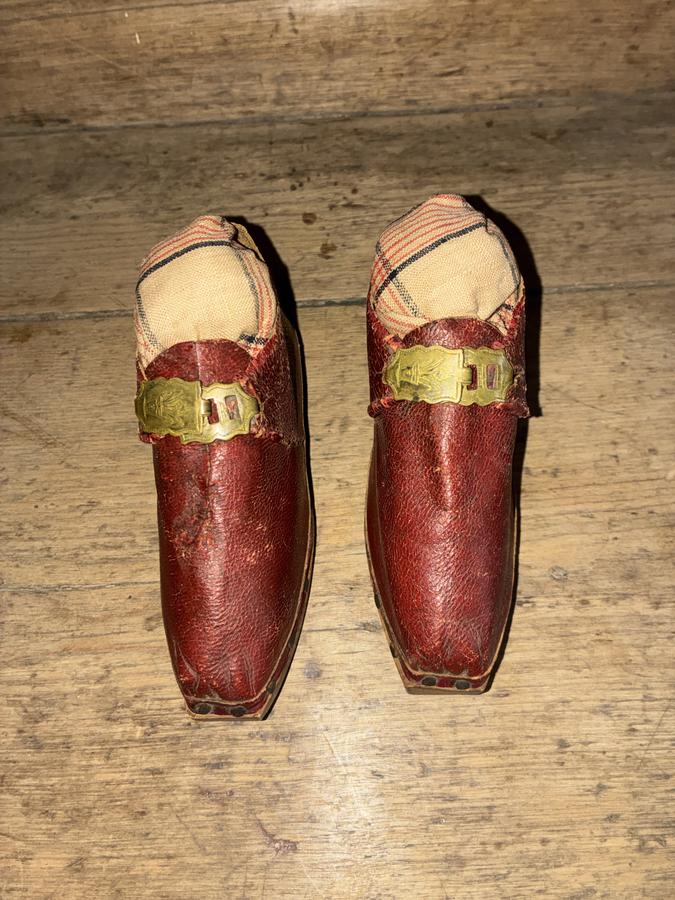19thc Child’s Shoes