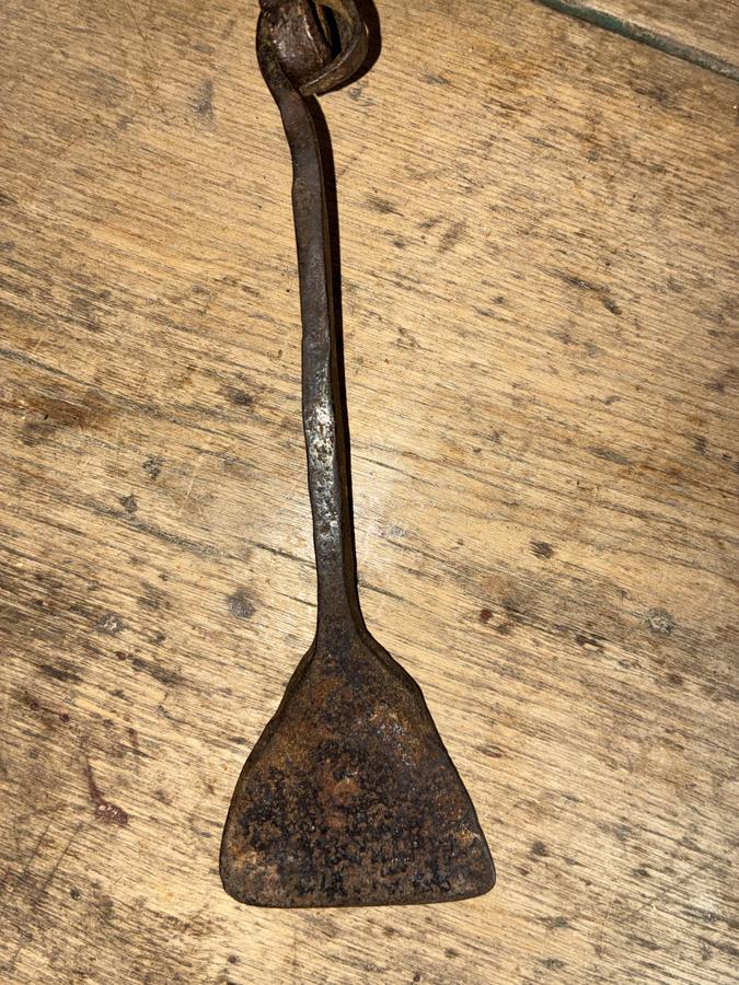 Early Diminutive Dough Scraper