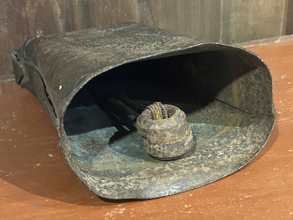 Bell
