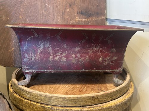 Victorian Planter