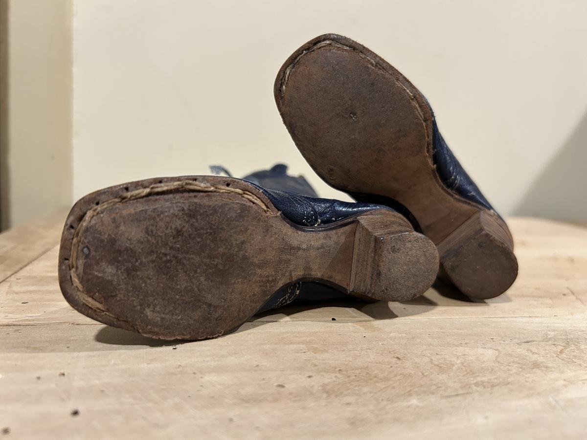 Child's Shoes