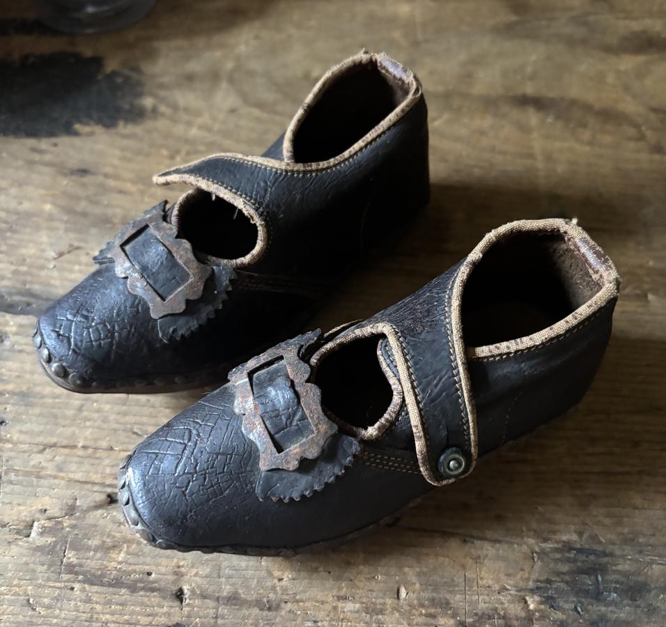 Early Pair Of Lancaster Pa. Wooden Child’s Shoes